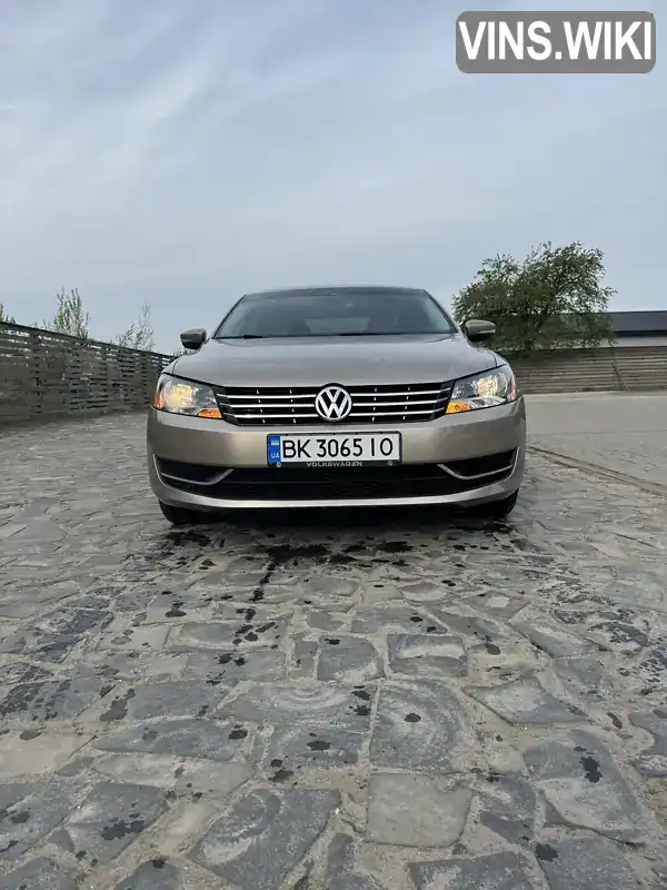 Седан Volkswagen Passat 2014 1.97 л. Автомат обл. Рівненська, Березне - Фото 1/17