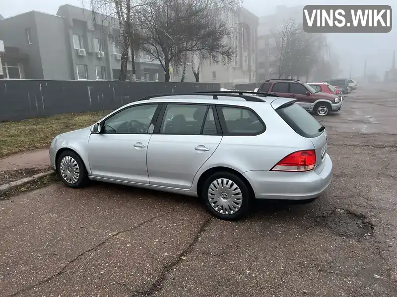 Універсал Volkswagen Golf 2009 1.9 л. Ручна / Механіка обл. Чернігівська, Чернігів - Фото 1/16