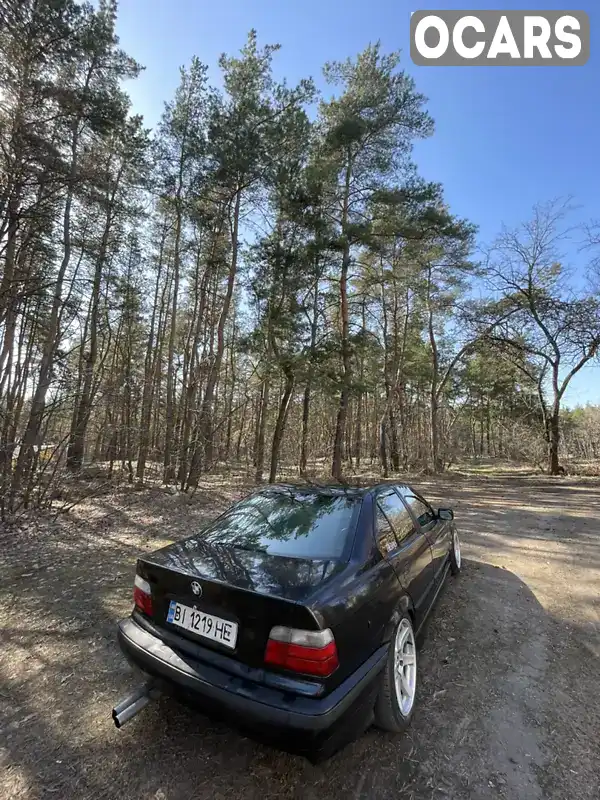 WBACB11050FC05337 BMW 3 Series 1992 Седан 1.99 л. Фото 6