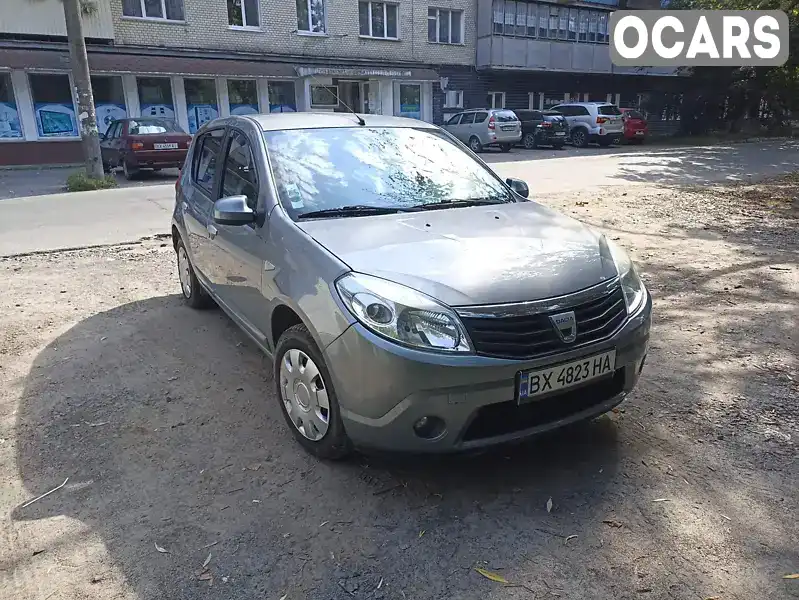 UU1BSDMER41650570 Dacia Sandero 2009 Хетчбек 1.39 л. Фото 2