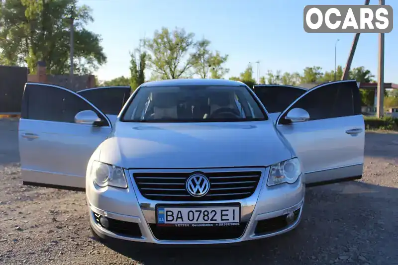 Седан Volkswagen Passat 2005 1.98 л. Ручна / Механіка обл. Кіровоградська, Світловодськ - Фото 1/21