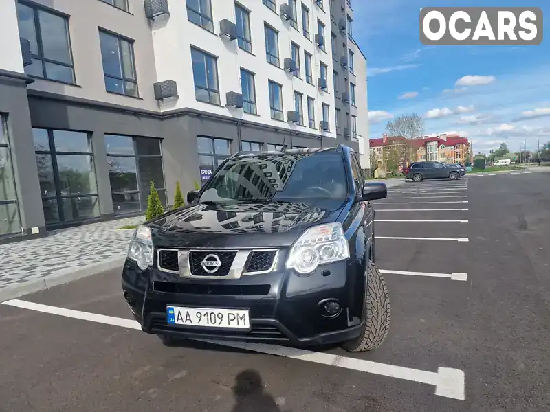 JN1TBNT31U0400696 Nissan X-Trail 2012 Позашляховик / Кросовер 2 л. Фото 2