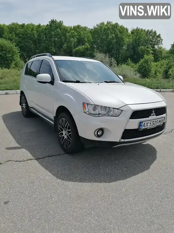 Позашляховик / Кросовер Mitsubishi Outlander 2011 2.4 л. Ручна / Механіка обл. Харківська, Харків - Фото 1/20