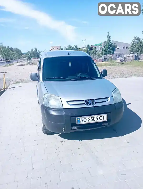 Мінівен Peugeot Partner 2006 1.56 л. Ручна / Механіка обл. Закарпатська, Виноградів - Фото 1/13