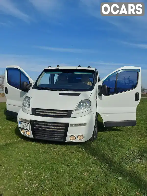 Мінівен Opel Vivaro 2005 2.5 л. Ручна / Механіка обл. Дніпропетровська, Дніпро (Дніпропетровськ) - Фото 1/15