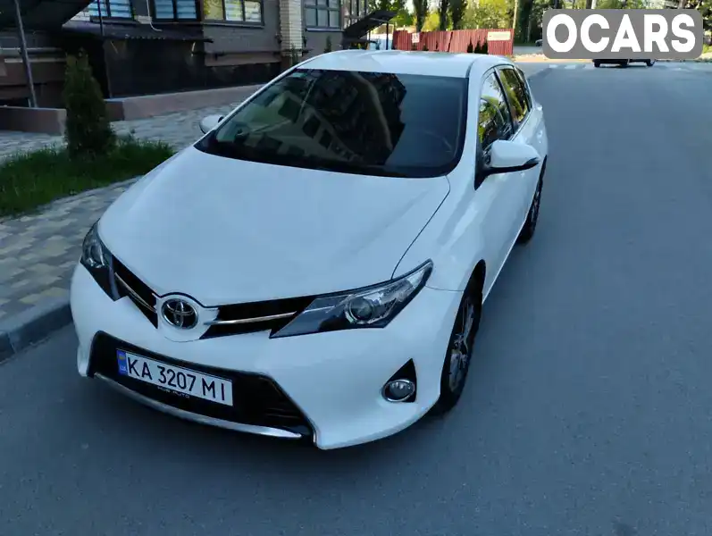 Хетчбек Toyota Auris 2015 1.6 л. Типтронік обл. Чернігівська, Чернігів - Фото 1/21