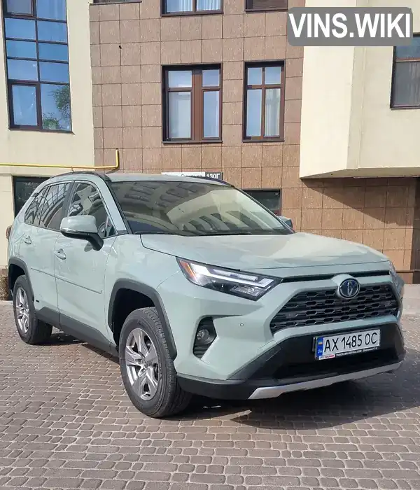 Позашляховик / Кросовер Toyota RAV4 2022 2.49 л. Варіатор обл. Харківська, Харків - Фото 1/21