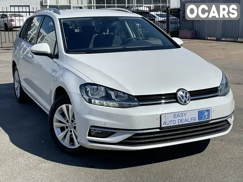 Універсал Volkswagen Golf 2017 1.6 л. Робот обл. Київська, Київ - Фото 1/21