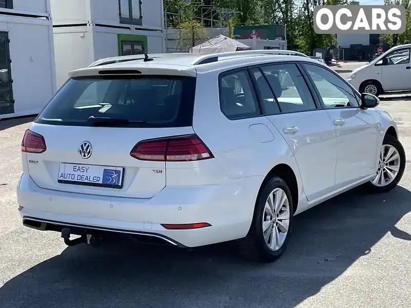 WVWZZZAUZJP531071 Volkswagen Golf 2017 Універсал 1.6 л. Фото 9