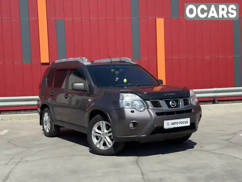 JN1TCNT31U0408630 Nissan X-Trail 2013 Позашляховик / Кросовер 2 л. Фото 2