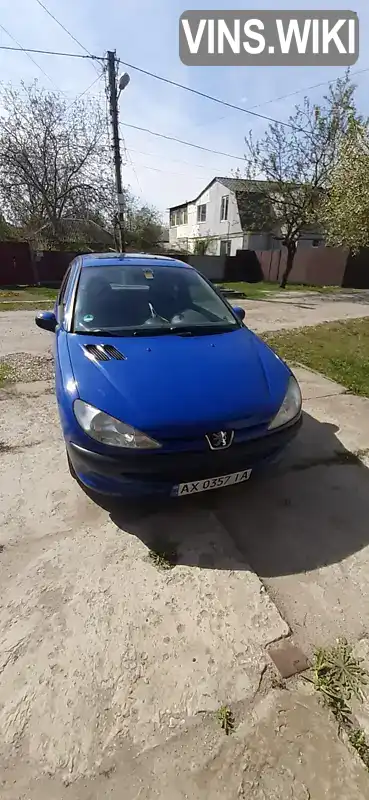 Хэтчбек Peugeot 206 2002 1.12 л. Ручная / Механика обл. Харьковская, Харьков - Фото 1/12