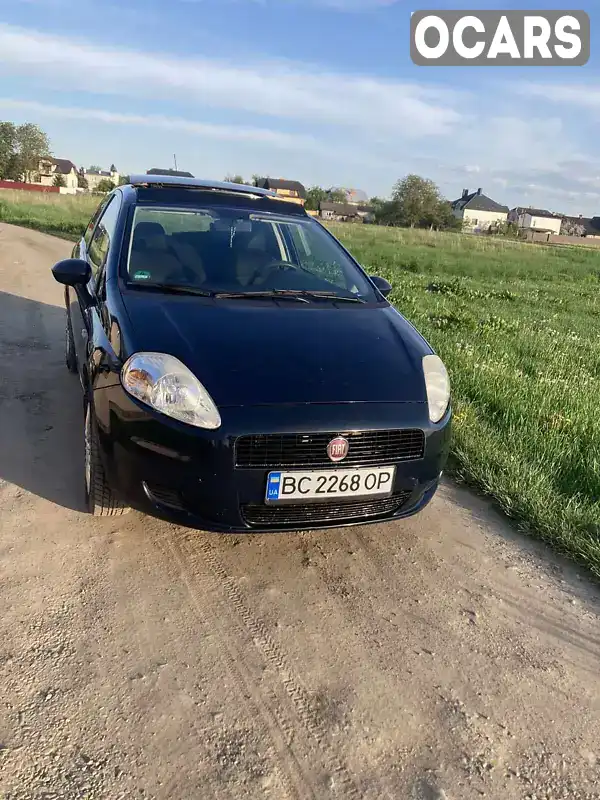 Хэтчбек Fiat Punto 2009 1.24 л. Ручная / Механика обл. Львовская, Стрый - Фото 1/9