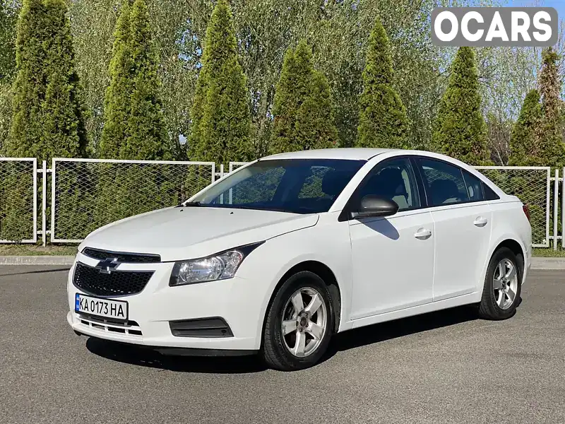 Седан Chevrolet Cruze 2015 1.8 л. Автомат обл. Київська, Київ - Фото 1/21