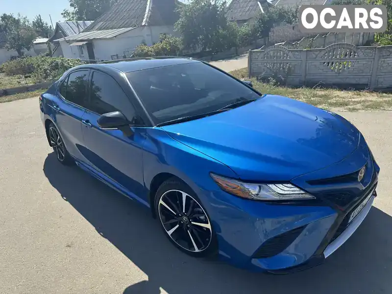 Седан Toyota Camry 2018 2.49 л. Автомат обл. Київська, Біла Церква - Фото 1/21