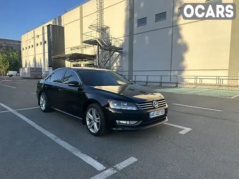 1VWBT7A35EC107629 Volkswagen Passat 2014 Седан 1.8 л. Фото 1