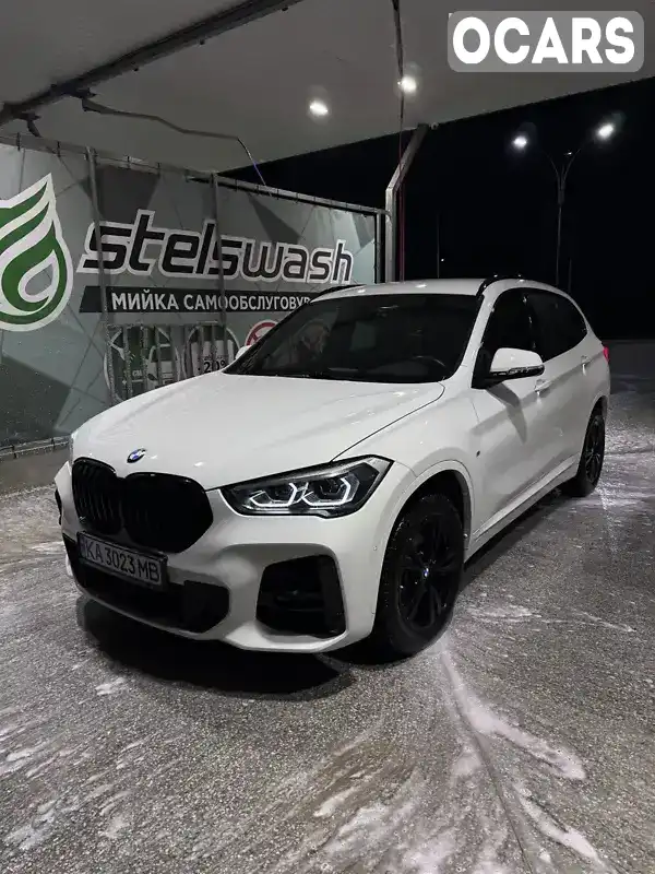 Позашляховик / Кросовер BMW X1 2021 2 л. Автомат обл. Київська, Київ - Фото 1/21