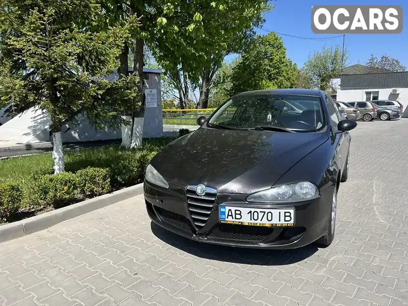 Хетчбек Alfa Romeo 147 2005 1.6 л. Ручна / Механіка обл. Вінницька, Вінниця - Фото 1/18