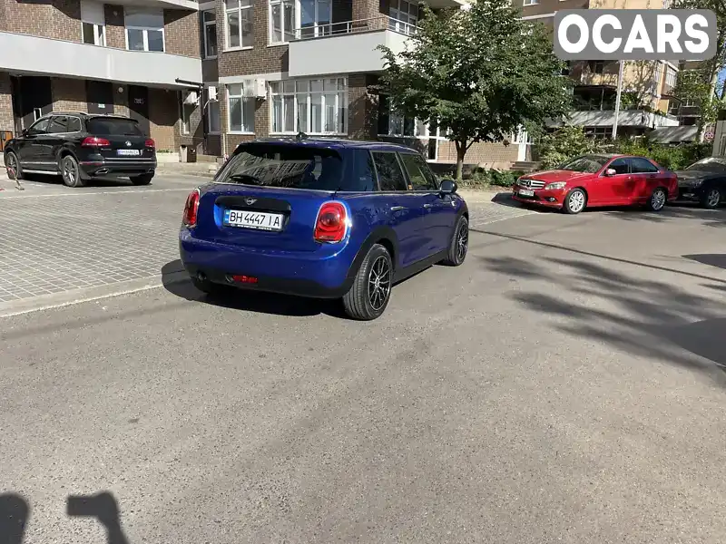 WMWXU51040TF07089 MINI Hatch 2018 Хэтчбек 1.5 л. Фото 2