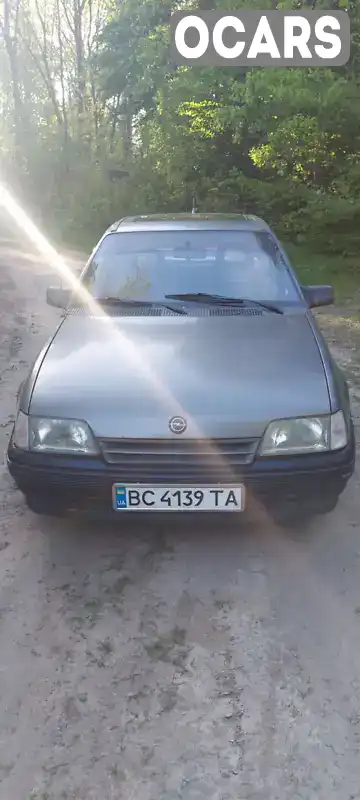 Седан Opel Kadett 1990 1.6 л. Ручна / Механіка обл. Львівська, Кам'янка-Бузька - Фото 1/16