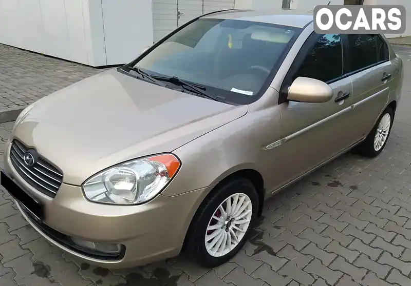 Седан Hyundai Accent 2010 1.4 л. Ручна / Механіка обл. Київська, Київ - Фото 1/21