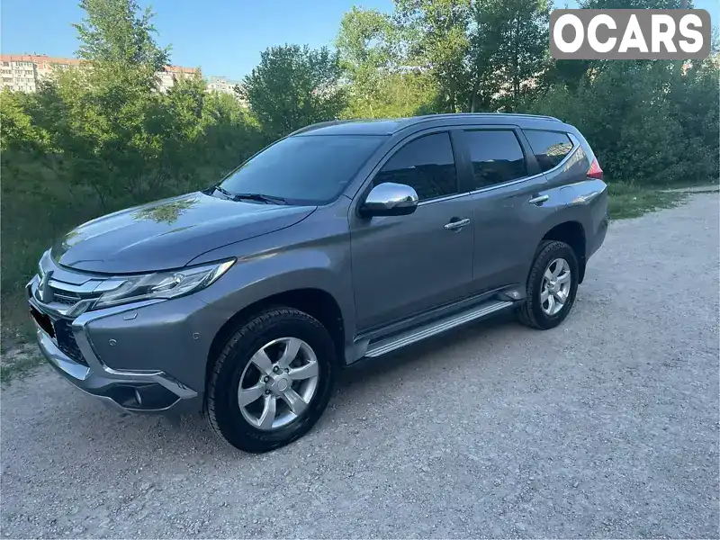 Внедорожник / Кроссовер Mitsubishi Pajero Sport 2017 2.4 л. Автомат обл. Днепропетровская, Каменское (Днепродзержинск) - Фото 1/9