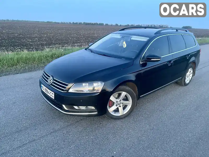 Універсал Volkswagen Passat 2012 1.6 л. Ручна / Механіка обл. Полтавська, Карлівка - Фото 1/21