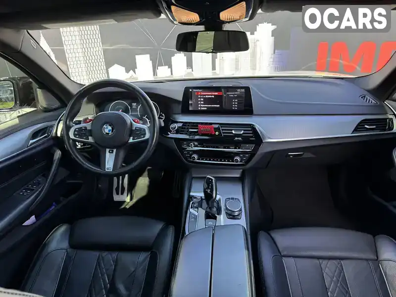 WBAJB9C59KB288938 BMW 5 Series 2018 Седан 4.39 л. Фото 3