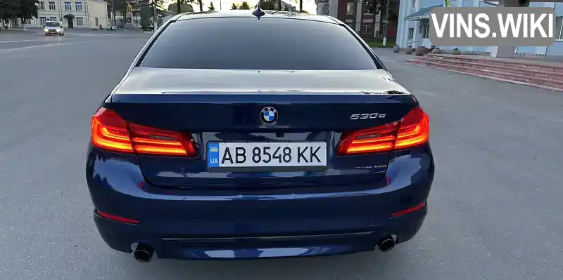 WBAJB1C57JB375074 BMW 5 Series 2018 Седан 2 л. Фото 2