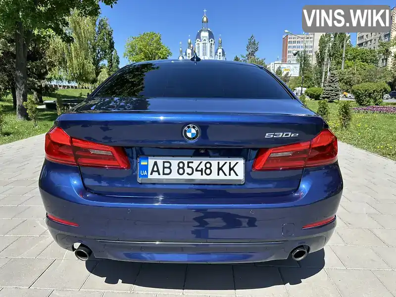 WBAJB1C57JB375074 BMW 5 Series 2018 Седан 2 л. Фото 4