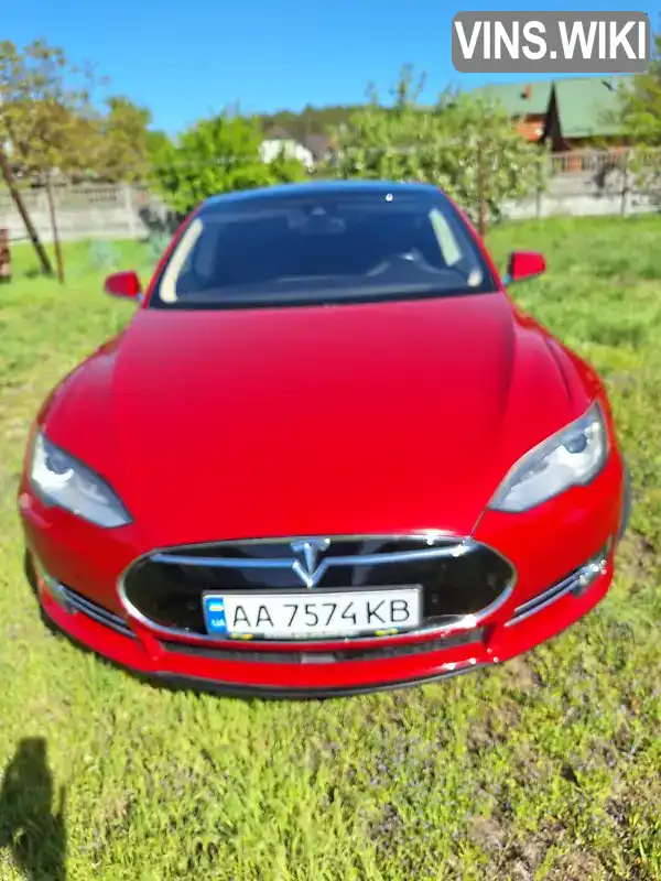 Ліфтбек Tesla Model S 2015 null_content л. Автомат обл. Київська, Київ - Фото 1/8