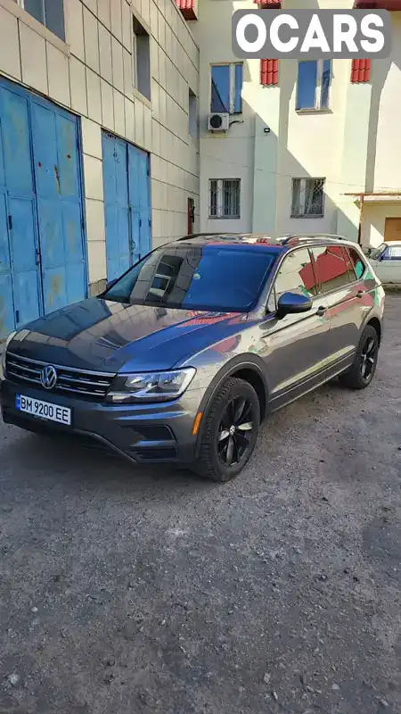 3VV0B7AX7JM123292 Volkswagen Tiguan 2018 Позашляховик / Кросовер 1.98 л. Фото 2