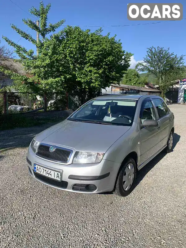 Хетчбек Skoda Fabia 2006 1.2 л. Ручна / Механіка обл. Закарпатська, Виноградів - Фото 1/10