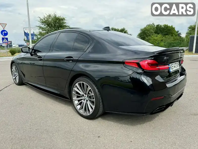 WBAJA7C51JWC77045 BMW 5 Series 2018 Седан 2 л. Фото 4