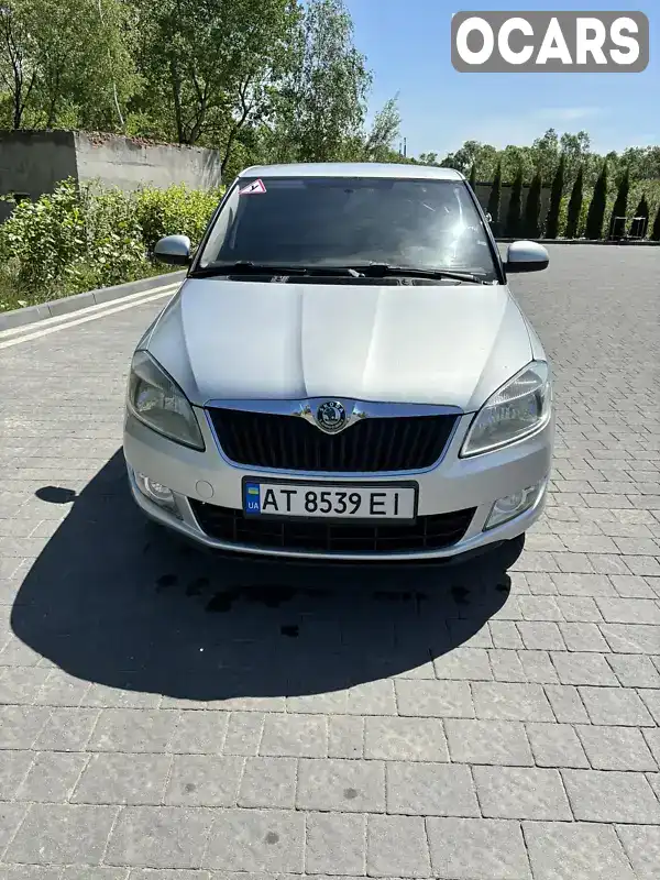 Универсал Skoda Fabia 2012 1.2 л. Ручная / Механика обл. Ивано-Франковская, Надворная - Фото 1/8