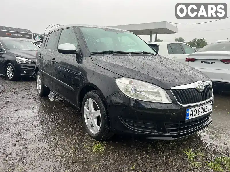 Хетчбек Skoda Fabia 2013 1.2 л. Автомат обл. Закарпатська, Ужгород - Фото 1/21