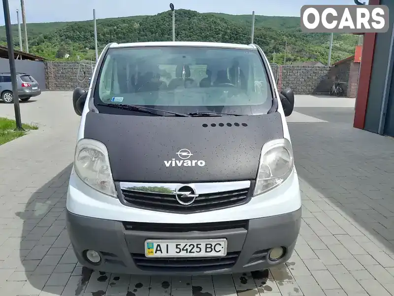 Мінівен Opel Vivaro 2007 2 л. Ручна / Механіка обл. Закарпатська, Виноградів - Фото 1/21