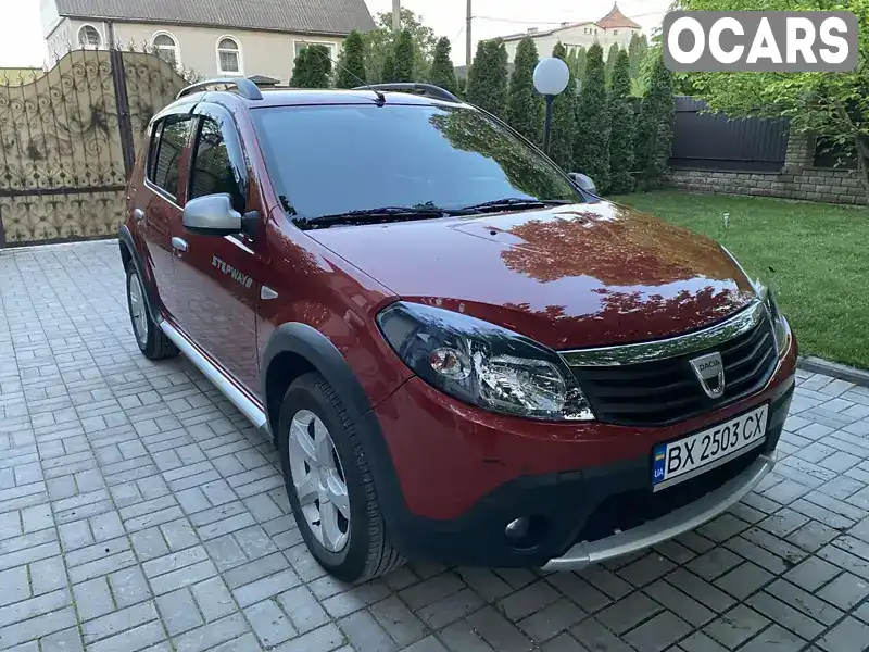 Хэтчбек Dacia Sandero 2011 1.6 л. Ручная / Механика обл. Хмельницкая, Каменец-Подольский - Фото 1/12