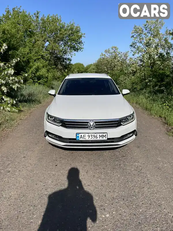 Універсал Volkswagen Passat 2016 1.97 л. Ручна / Механіка обл. Дніпропетровська, Кам'янське (Дніпродзержинськ) - Фото 1/21