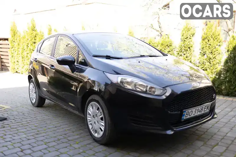 Хэтчбек Ford Fiesta 2015 1.6 л. Ручная / Механика обл. Львовская, Золочев - Фото 1/21