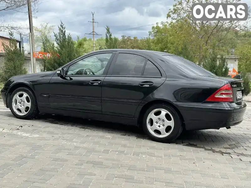 Седан Mercedes-Benz C-Class 2003 2.2 л. Автомат обл. Одеська, Білгород-Дністровський - Фото 1/13