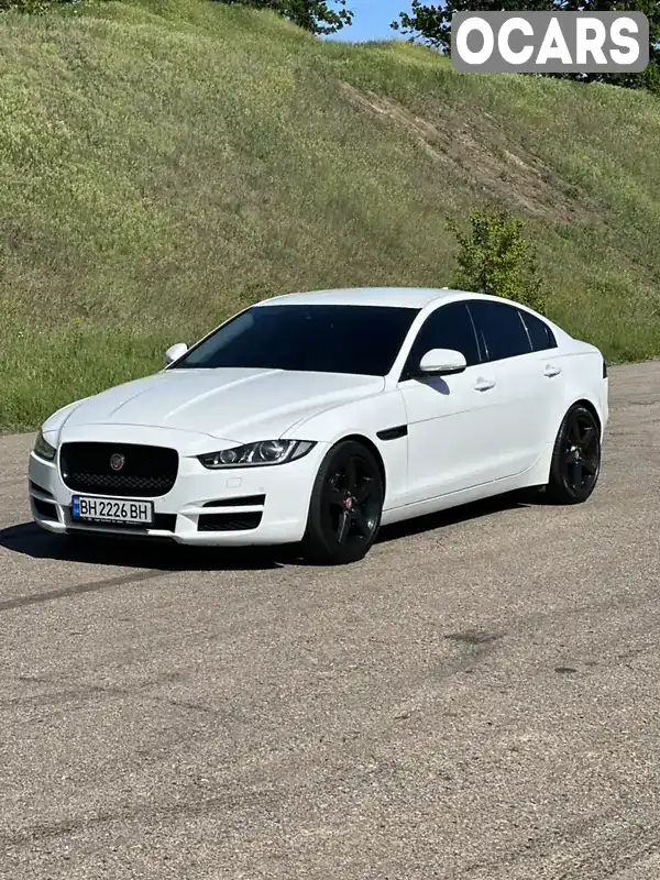 Седан Jaguar XE 2015 2 л. Автомат обл. Одеська, Одеса - Фото 1/16