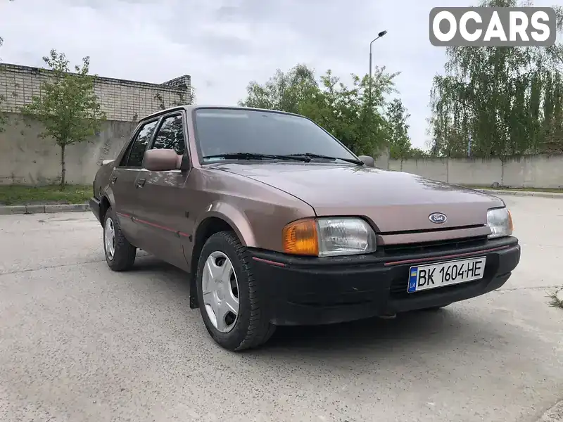 Седан Ford Orion 1989 1.39 л. Ручна / Механіка обл. Хмельницька, Нетішин - Фото 1/7