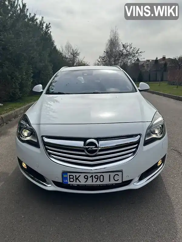 Універсал Opel Insignia 2014 1.96 л. Автомат обл. Рівненська, Рівне - Фото 1/13