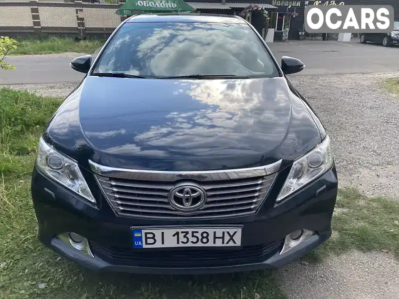 Седан Toyota Camry 2011 2.5 л. Автомат обл. Полтавська, Полтава - Фото 1/21