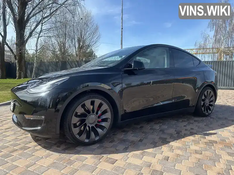 Внедорожник / Кроссовер Tesla Model Y 2021 null_content л. Автомат обл. Киевская, Бровары - Фото 1/15