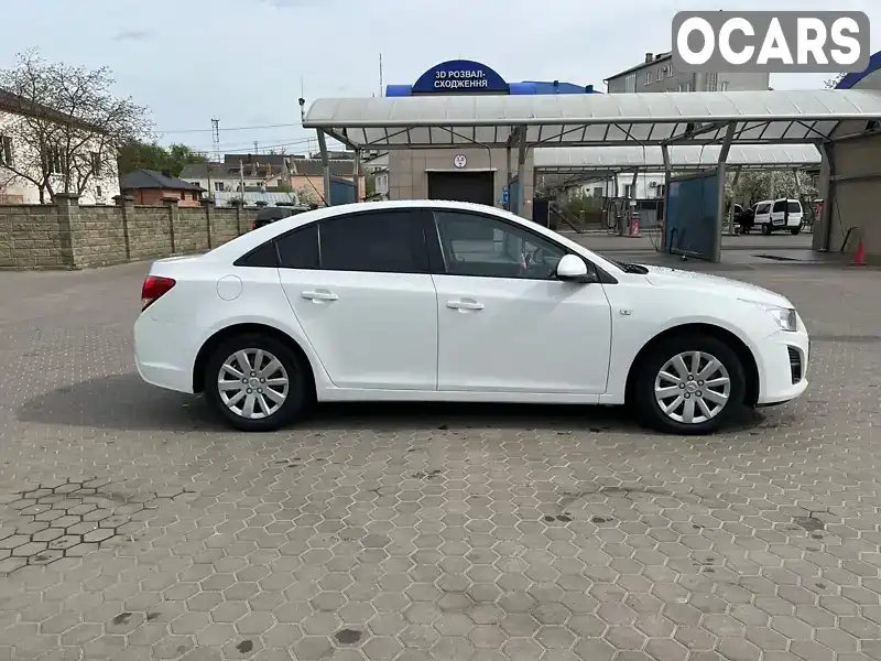 KL1JF69L9DK010200 Chevrolet Cruze 2012 Седан 1.69 л. Фото 2