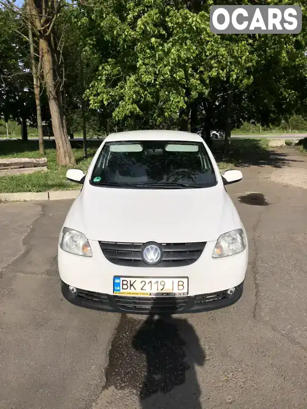 Хетчбек Volkswagen Fox 2010 1.2 л. Ручна / Механіка обл. Рівненська, Рівне - Фото 1/21