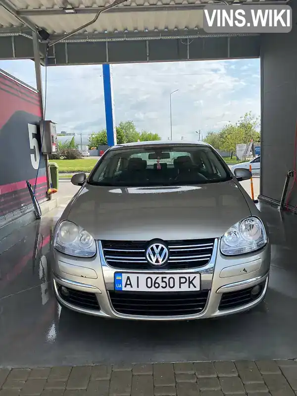 Седан Volkswagen Jetta 2009 1.39 л. Ручная / Механика обл. Киевская, Белая Церковь - Фото 1/9