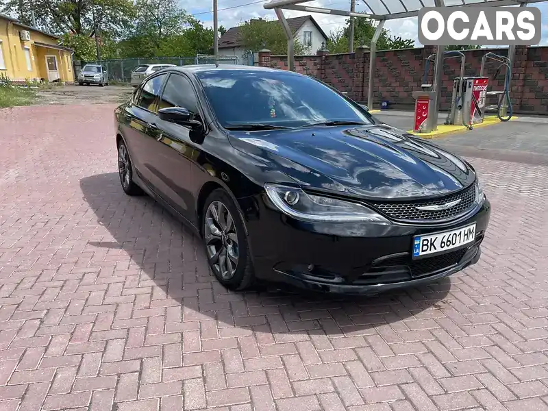 Седан Chrysler 200 2014 2.36 л. Автомат обл. Рівненська, Рівне - Фото 1/21