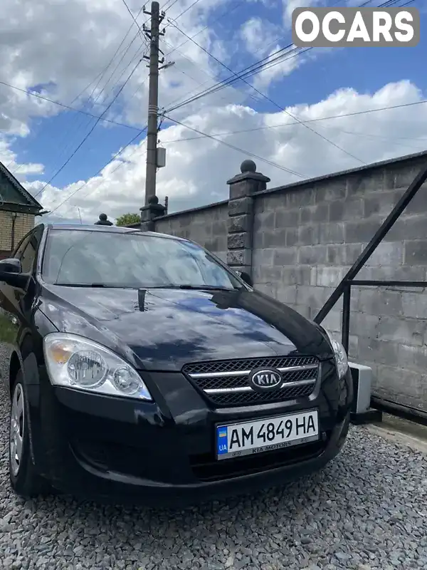 Хетчбек Kia Ceed 2006 1.59 л. Ручна / Механіка обл. Житомирська, Звягель - Фото 1/21